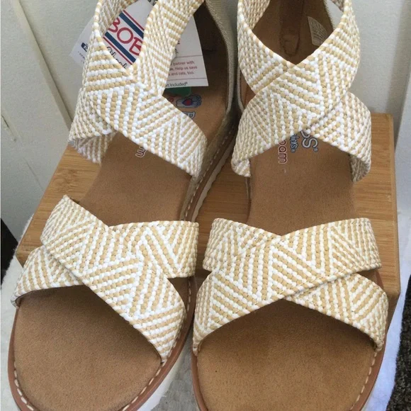 Bobs by Sketchers Summer Sun NWT Size 7 - Picture 2 of 10